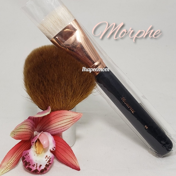 Morphe R8 Pro Flat Contour Brush Makeup Tools - Picture 1 of 7